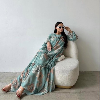 Swan Woman ile Günlük Şıklığın ve Rahatlığın Keyfini Çıkarın