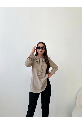 düğmeli fırfır detaylı  bluz