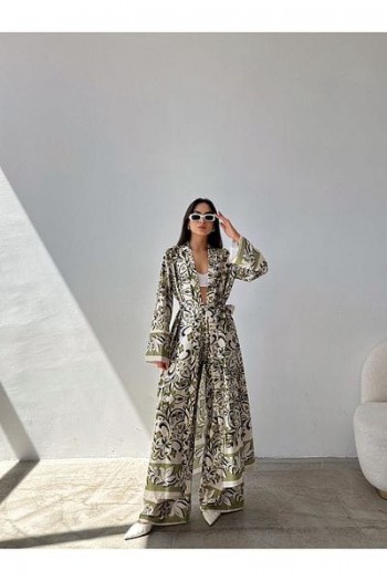 yeşil kimono takım elbise