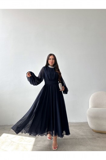 TAŞLI YAKA DETAYLI ŞİFON ELBİSE